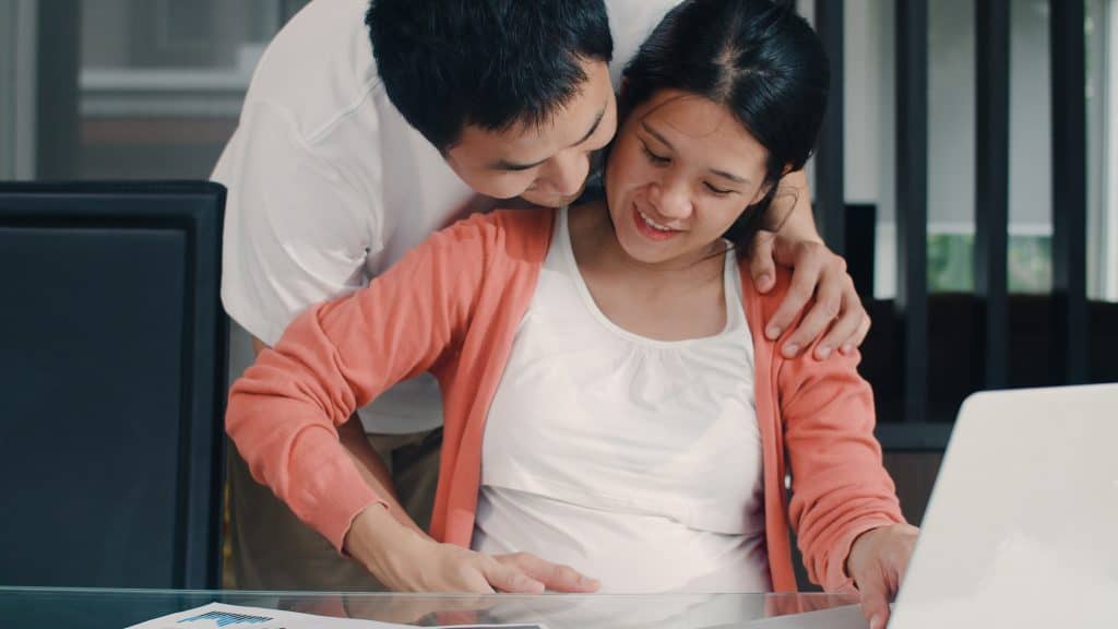 bentuk perut hamil anak perempuan